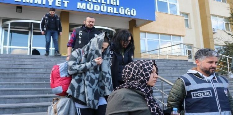 FETÖ operasyonunda gözaltına alınan 7 kişi Sivas'a gönderildi