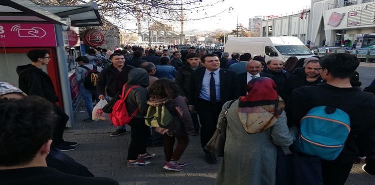 Akılla, Vicdanla Yönetilen Bir Kocasinan İstiyoruz