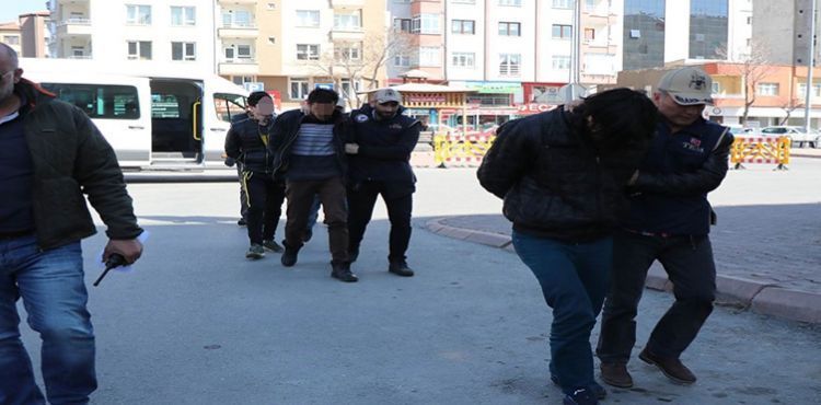 DEAŞ operasyonunda gözaltına alınan 4 şahıs adliyede