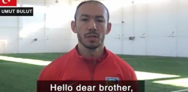 Kayserispor 'Hello Brother' diyerek dünyaya seslendi