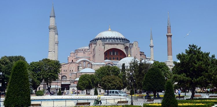 Ayasofya bağımsızlıktır