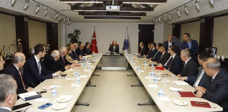 İLK GÜN 6 SAATLİK TOPLANTI