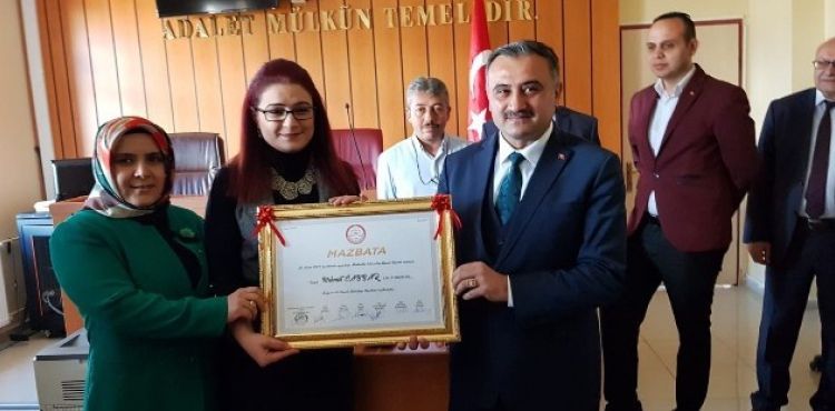 Başkan Cabbar Mazbatasını Aldı