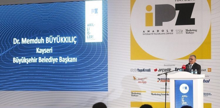 Başkan Büyükkılıç, “Akıllı İşler” konu başlıklı İnteraktif Pazarlama Zirvesi’ne katıldı