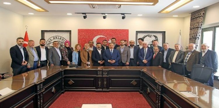 Başkan Yalçın'a MHP ve AK Parti'den ziyaret