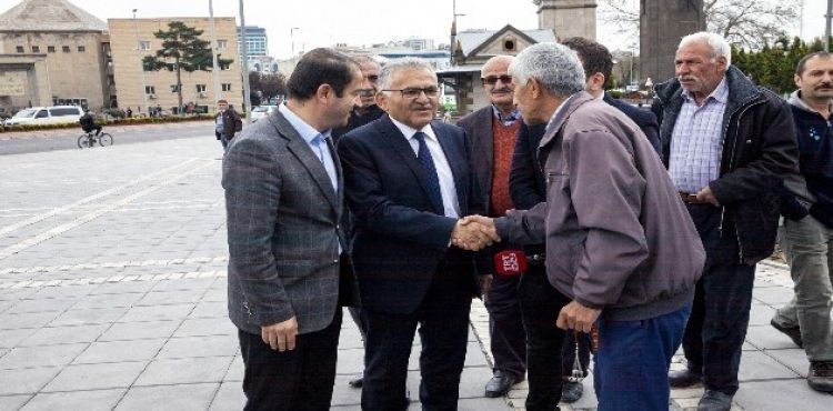 Başkan Büyükkılıç Yeraltı Çarşısı'nı ziyaret etti