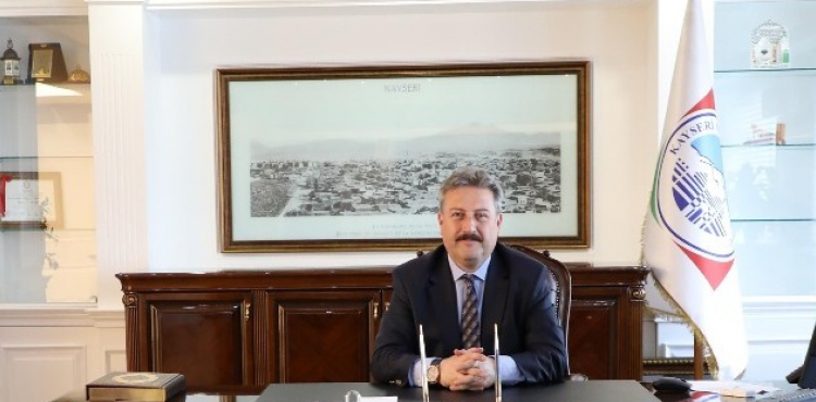 Melikgazi Belediye Bakan Dr. Mustafa Palancolu, Berat Kandiliniz kutlu olsun
