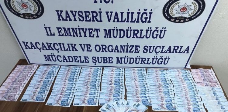 Sahte para ticareti yapan şahıslar suçüstü yakalandı