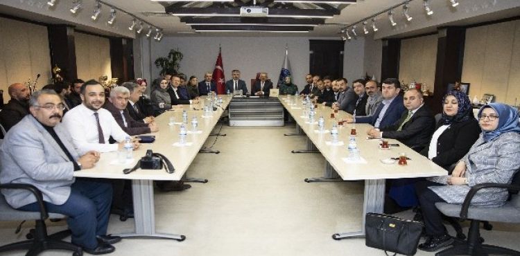 AK Parti İl Teşkilatı, Başkan Büyükkılıç'ı ziyaret etti