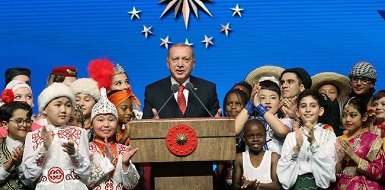 Cumhurbakan Erdoan: 'Dnyay gzelletiren yegane ey ocuklarn tebessmdr'