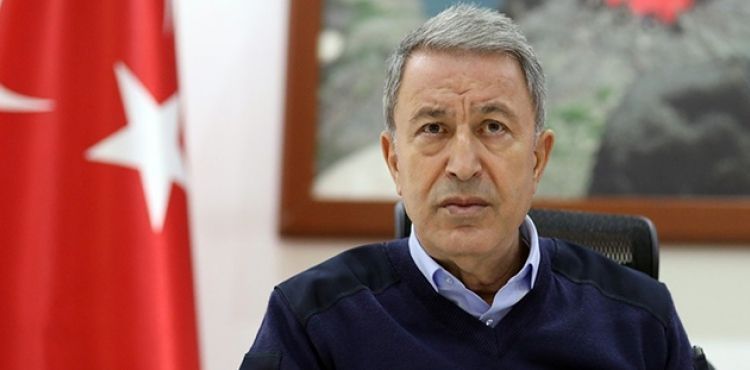 Bakan Akar'dan yeni askerlik sistemi açıklaması: 'Hiçbir zaman hiç kimsenin önü tıkanmıyor'