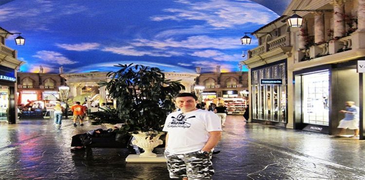 Akıl sağlığı araştırılan profesör 2 ay boyunca banyo yapmamış