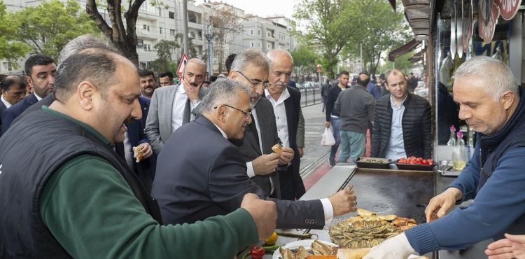 BAŞKAN’DAN ESNAF ZİYARETİ