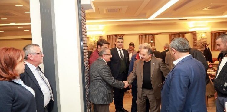 Başkan Yalçın'dan Meclis Üyelerine İftar