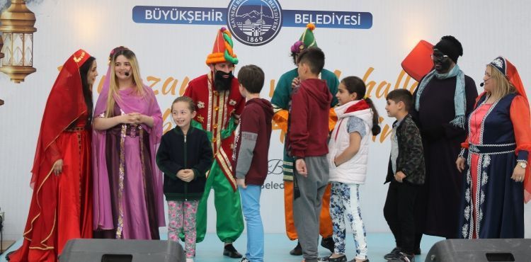BÜYÜKŞEHİR, RAMAZAN ETKİNLİKLERİNİ İLÇELERE TAŞIYOR