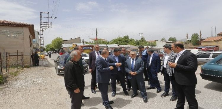 Başkan Büyükkılıç İki İlçeyi Ziyaret Etti