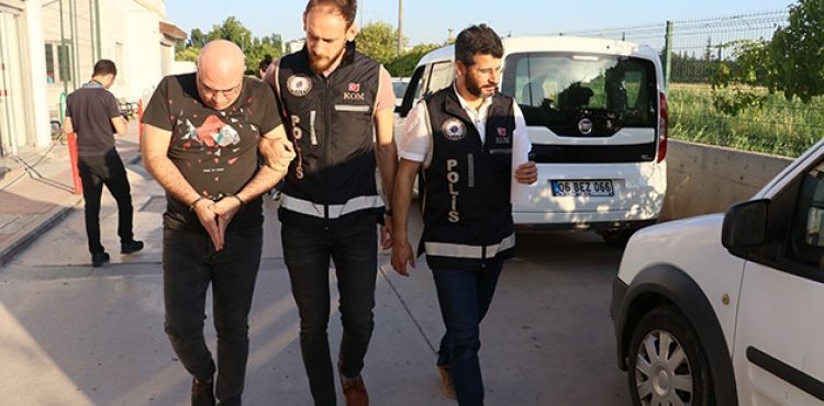Adana merkezli 17 ilde FETÖ operasyonu: 27 gözaltı kararı