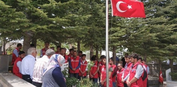 Damla Gönüllülerinden Anlamlı Ziyaret
