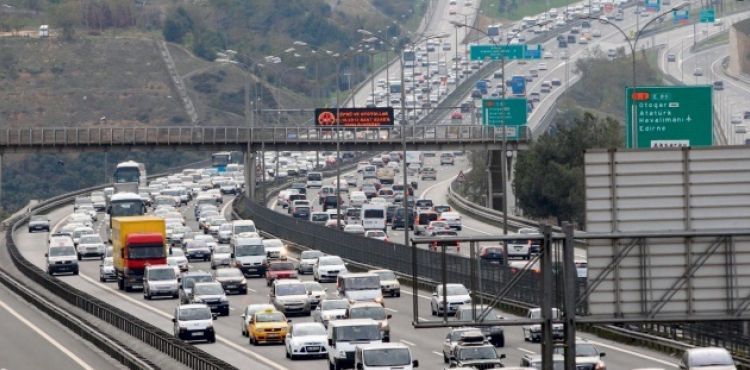 İstanbul'da kaçak köprü geçiş cezalarına af getiren düzenleme Meclis'te kabul edildi