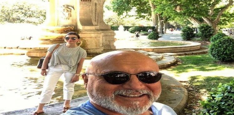 Karaman İspanya'da tatilde