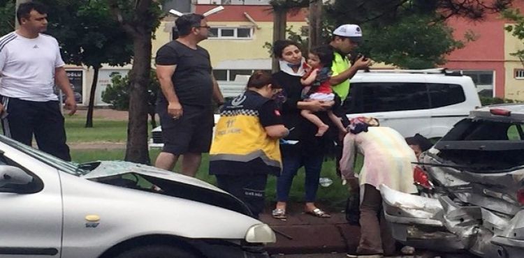Acısını unuttu, kızını avuttu