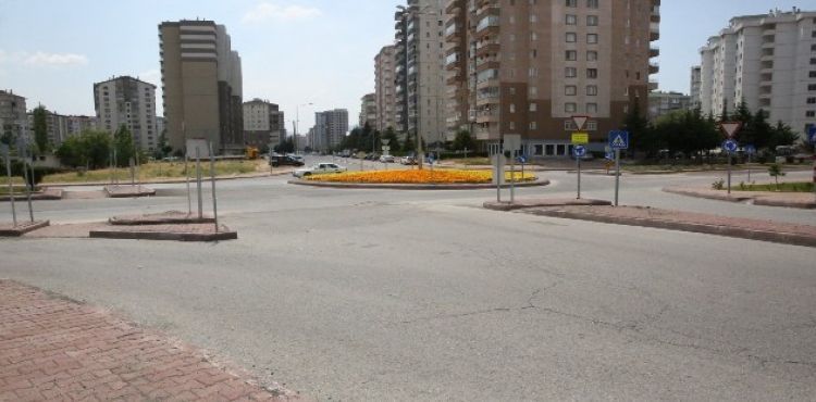 Başkan Dr. Mustafa Palancıoğlu: “Seri, Etkin ve Güvenli Bir Ulaşım İçin iki ayrı Işıksız Kavşak inşa edildi”