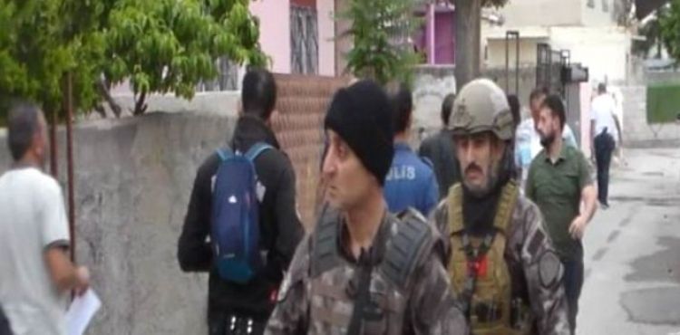Kayseri polisinden aranan şahıslara Özel Harekat destekli büyük operasyon