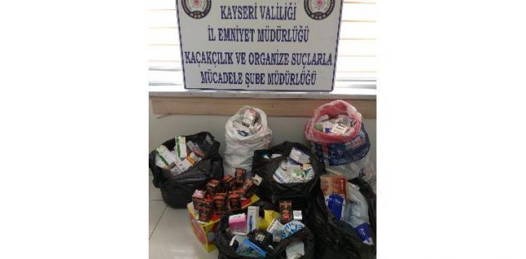 Kayseri'de çok sayıda kaçak cinsel içerikli hap ve ilaç ele geçirildi
