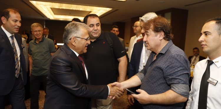 “MARKA ŞEHİR MARKALARLA BÜYÜR”