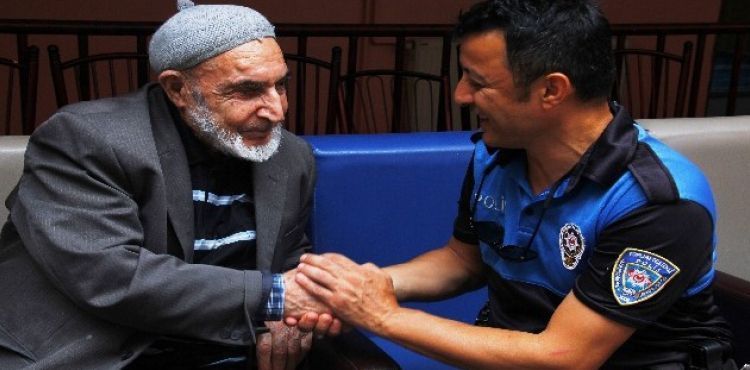 Kayseri Emniyet Müdürlüğünden Huzurevine Ziyaret