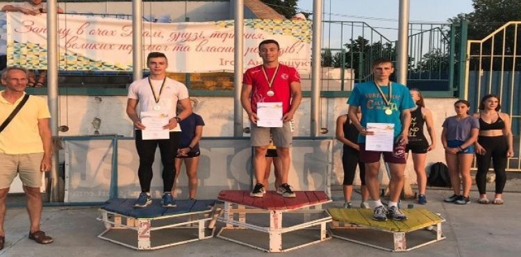 TOHM sporcuları başarıya doymuyor