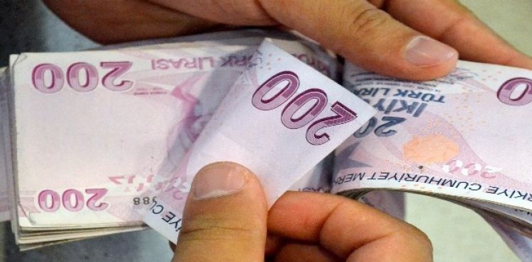 Serbest piyasada döviz fiyatları