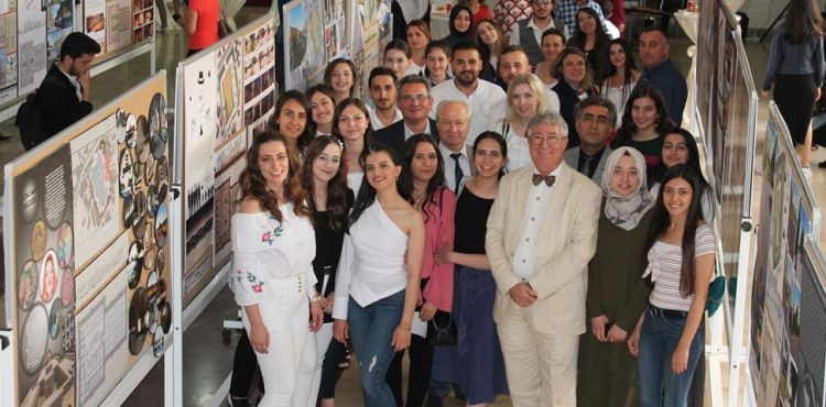 NNYÜ İÇ MİMARLIK VE ÇEVRE TASARIMI BÖLÜMÜ MEZUNLARI PROJE SERGİSİ AÇTI