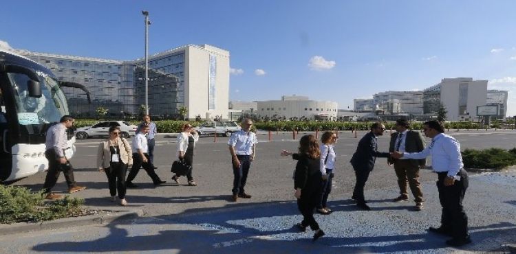 Bykehir Belediyesi'nin dzenledii Salk Turizmi altay, konunun uzmanlarnn katld panelle devam etti