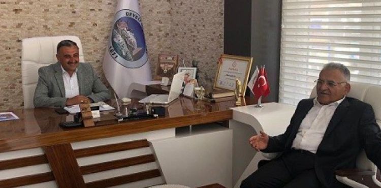 Başkan Büyükkılıç'tan ilçe ziyaretleri