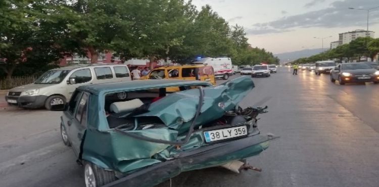 (Özel) Kayseri'de meydana gelen kazalar güvenlik kameralarına yansıdı