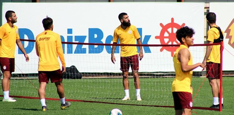 Galatasaray'ın kamp kadrosu belli oldu