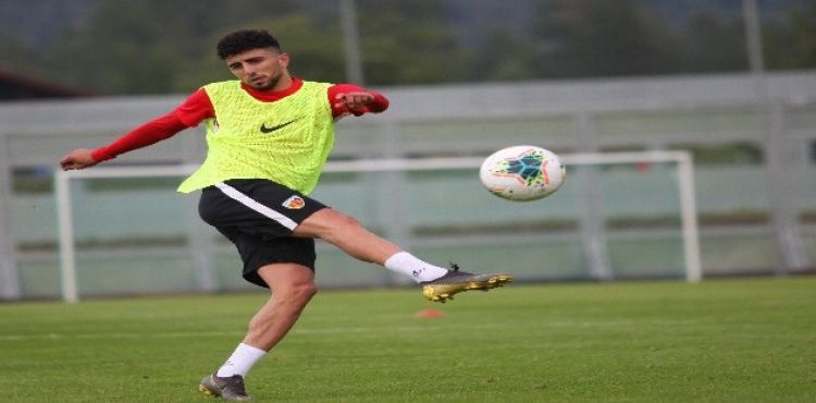 Bilal Başacıkoğlu, yeni sezonu bekliyor