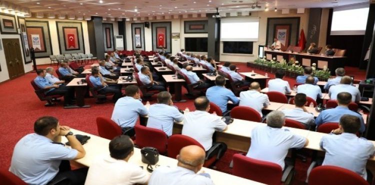Melikgazi'de zabıta personeline hizmet içi eğitim semineri verildi