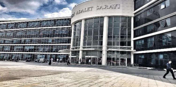 Kayseri Adliyesi sessizliğe büründü