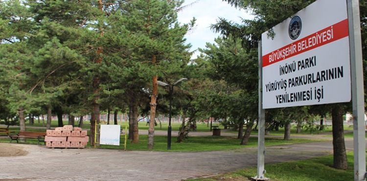 İnönü Parkı Yürüyüş Parkuru Yenileniyor