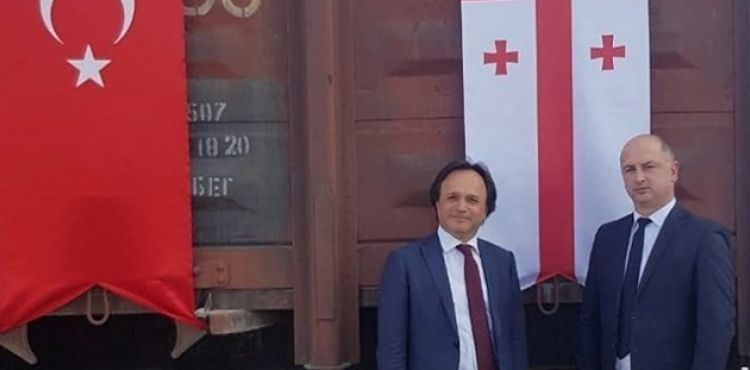 Bakü-Tiflis-Kars demiryoluyla Türkiye'den Gürcistan'a kargo taşımacılığı başladı