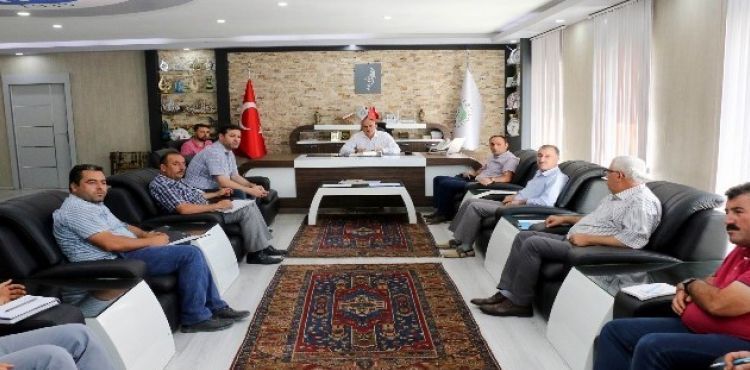 Başkan Öztürk birim müdürleriyle değerlendirme toplantısı yaptı