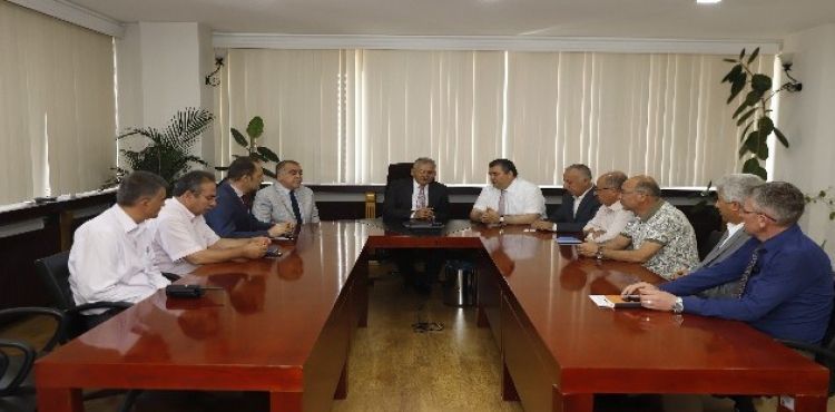 Başkan Büyükkılıç, Kurban Bayramı için oluşturulan komisyonun çalışmalarına katıldı