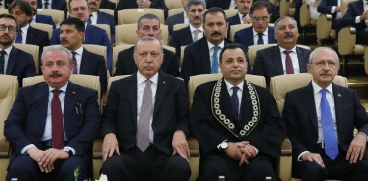Cumhurbaşkanı Erdoğan AYM'de yemin törenine katıldı