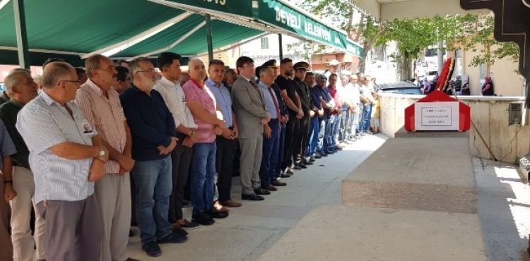 Kıbrıs Gazisi son yolculuğuna uğurlandı