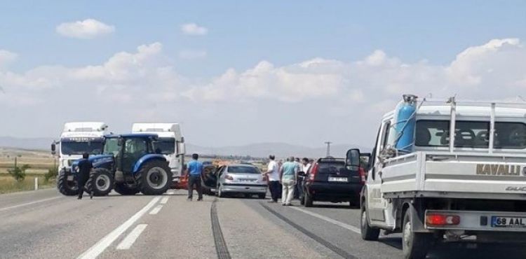 Tomarza-Kayseri karayolunda trafik kazası: 1 yaralı