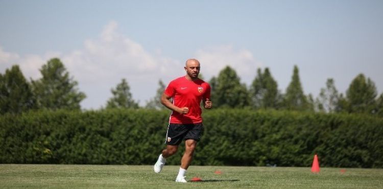 Aymen Abdennour: