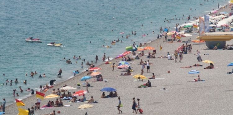 Turizmin başkentinde sıcak hava, yüzde 72 nemle birleşti