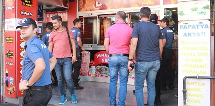 Esnaflar arasında kavga